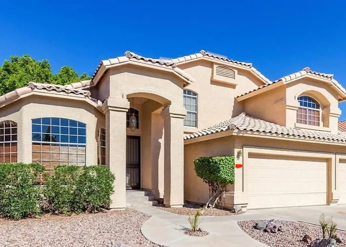 Hébergement de vacances Luxury Desert Oasis! 5 Bedroom, 3 Bath W Heated Pool Mesa