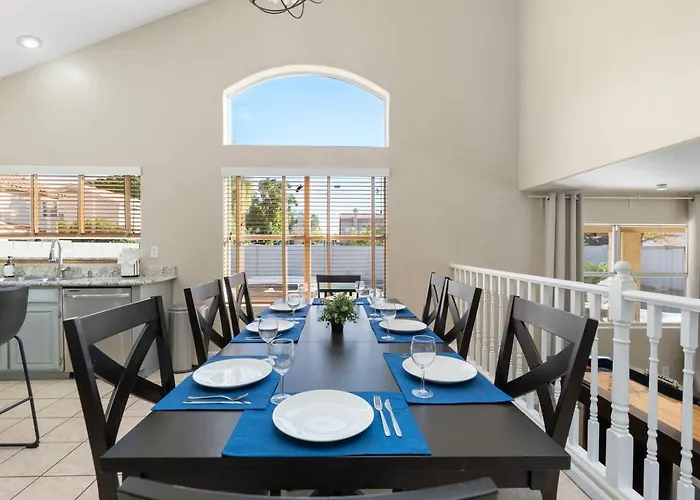 Hébergement de vacances Luxury Desert Oasis! 5 Bedroom, 3 Bath W Heated Pool Mesa